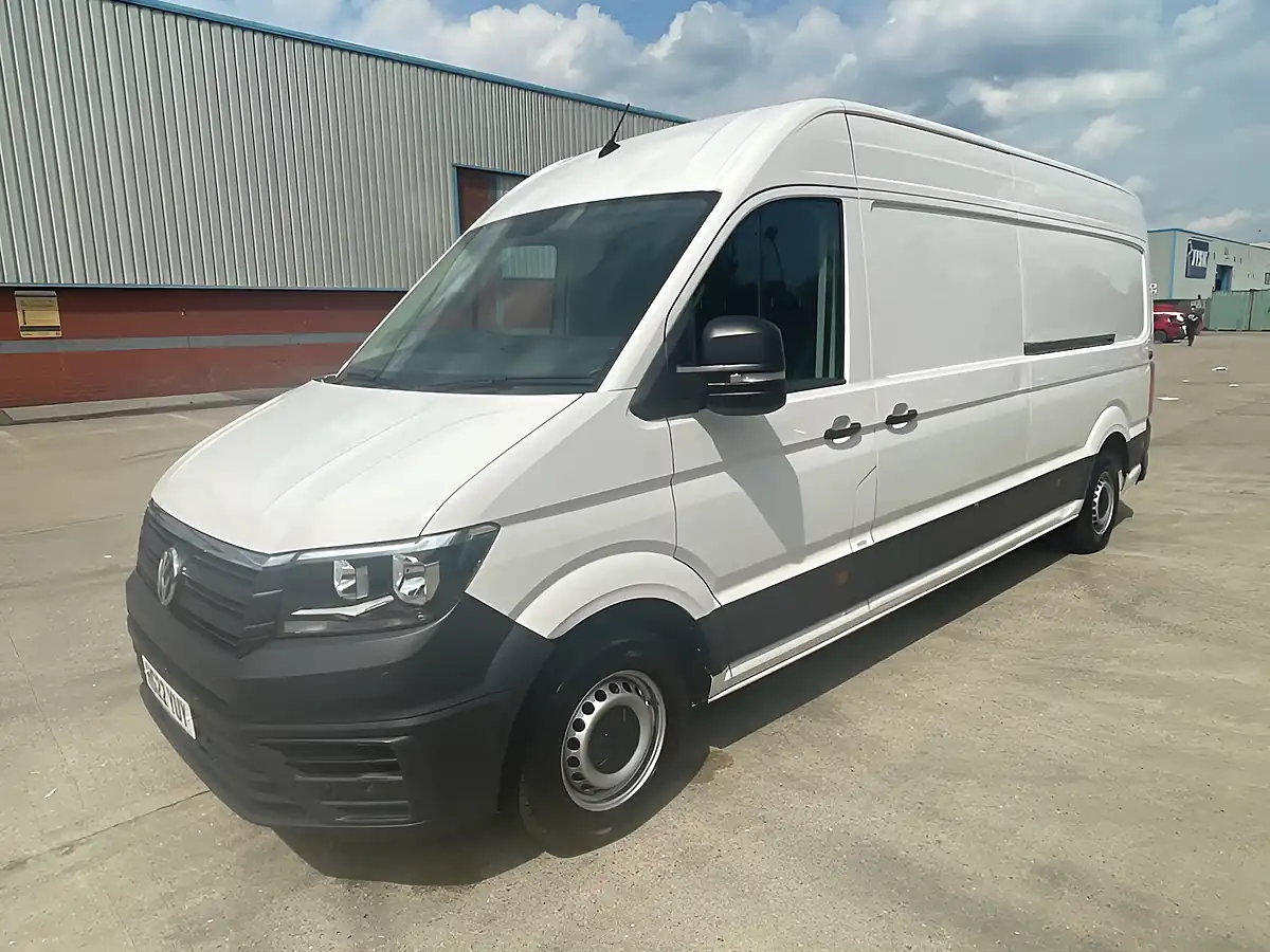 Used 2022 Volkswagen Crafter Trendline White - Interior and Exterior details 2