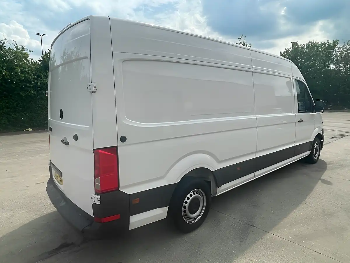 Used 2022 Volkswagen Crafter Trendline White - Interior and Exterior details 3