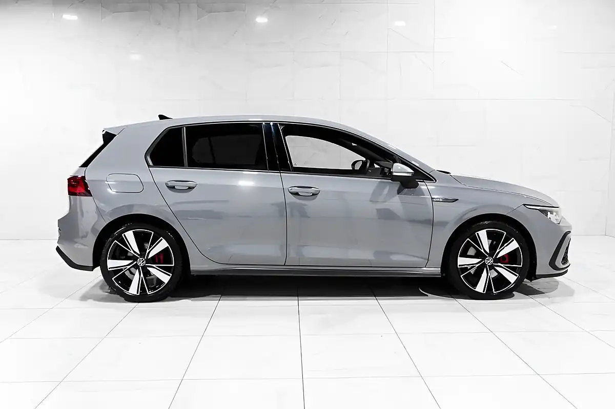 Used 2022 Volkswagen Golf Gtd Grey - Interior and Exterior details 4