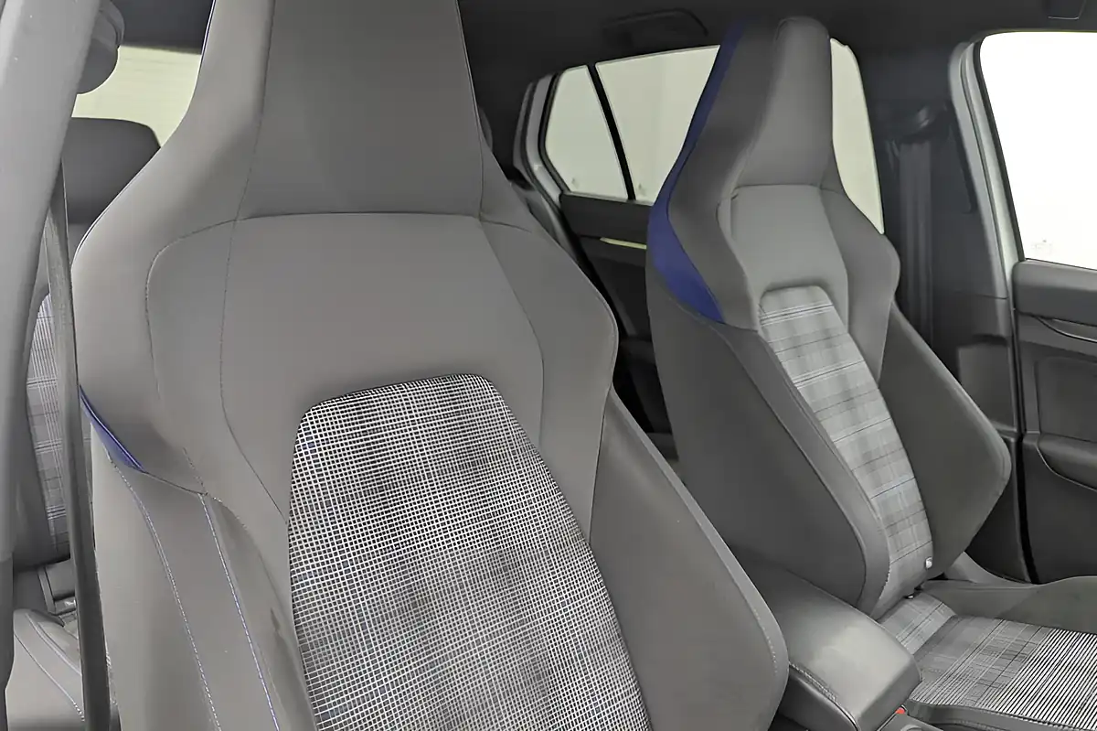 Used 2022 Volkswagen Golf Gte White - Interior and Exterior details 14