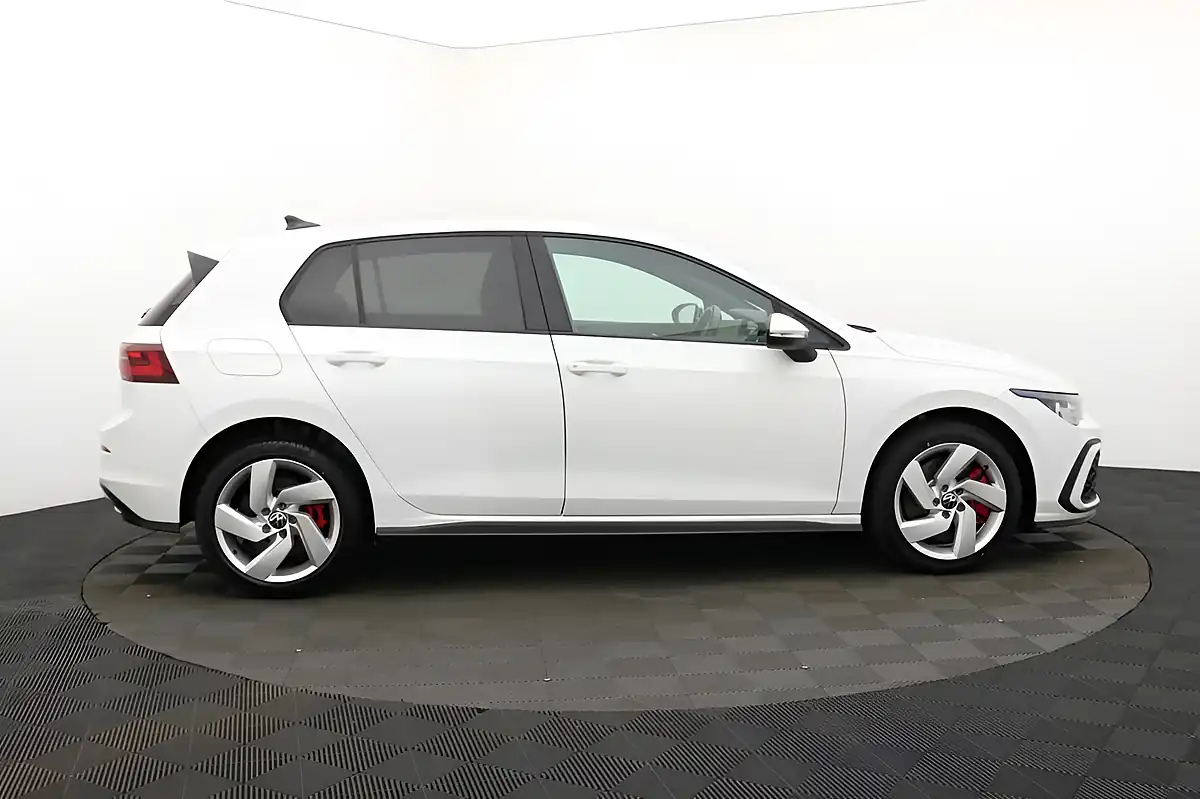 Used 2022 Volkswagen Golf Gte White - Interior and Exterior details 2