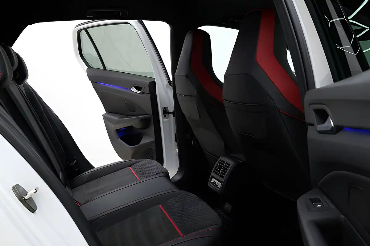 Used 2022 Volkswagen Golf GTI Clubsport 45 White - Interior and Exterior details 13