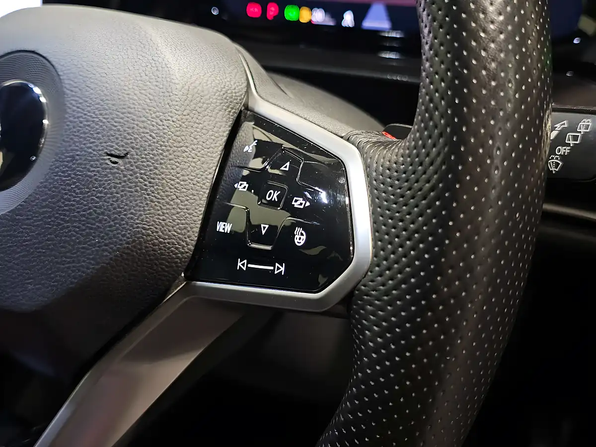 Used 2022 Volkswagen Golf GTI Deep Black - Interior and Exterior details 12