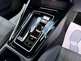 Used 2022 Volkswagen Golf GTI Multicolour - Interior and Exterior details 16