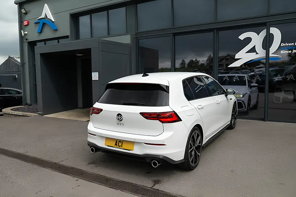 Used 2022 Volkswagen Golf GTI White - Interior and Exterior details 15