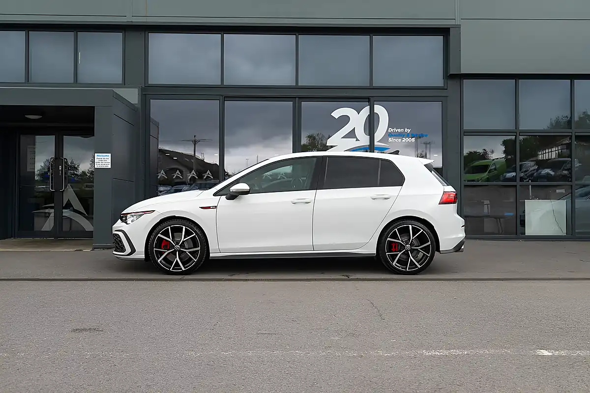 Used 2022 Volkswagen Golf GTI White - Interior and Exterior details 16