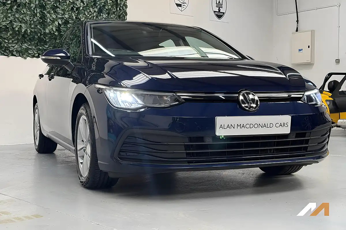 Used 2022 Volkswagen Golf Life Blue - Interior and Exterior details 8