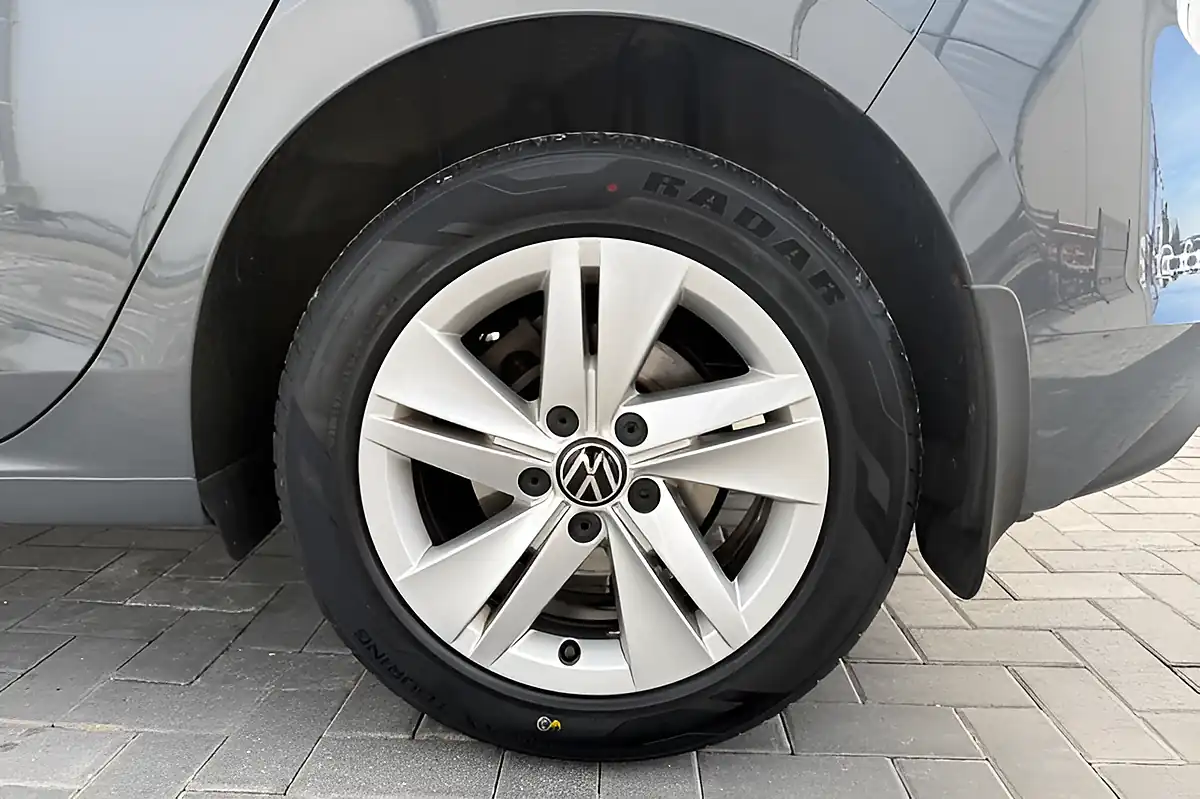 Used 2022 Volkswagen Golf Life Grey - Interior and Exterior details 10