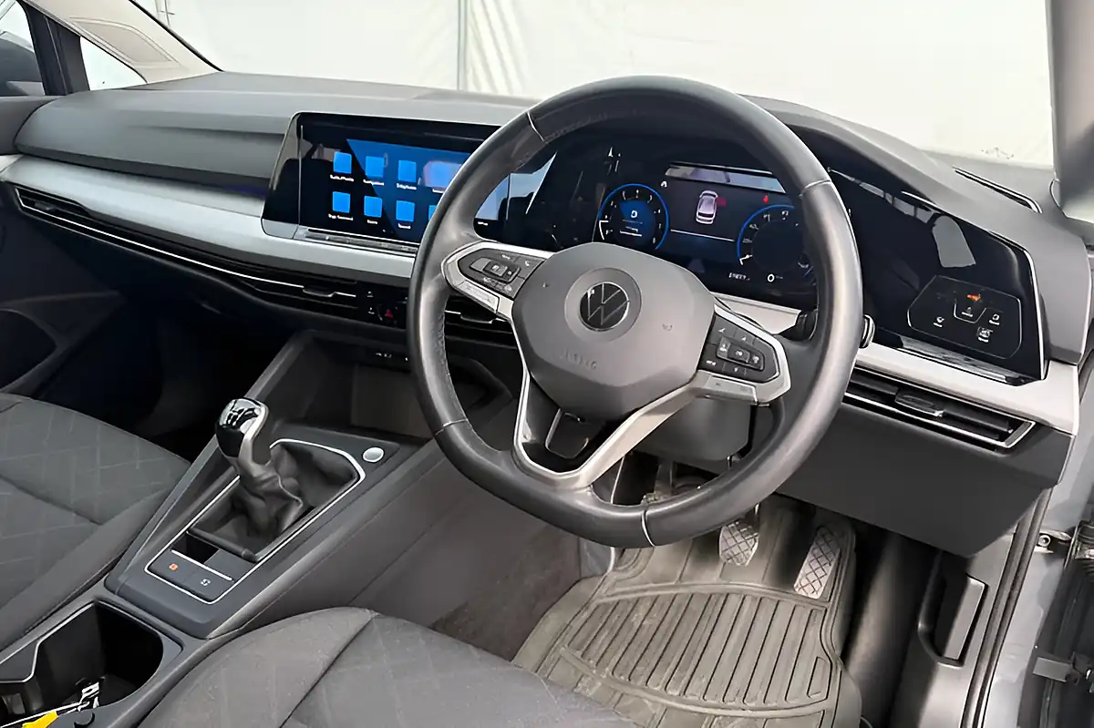 Used 2022 Volkswagen Golf Life Grey - Interior and Exterior details 20