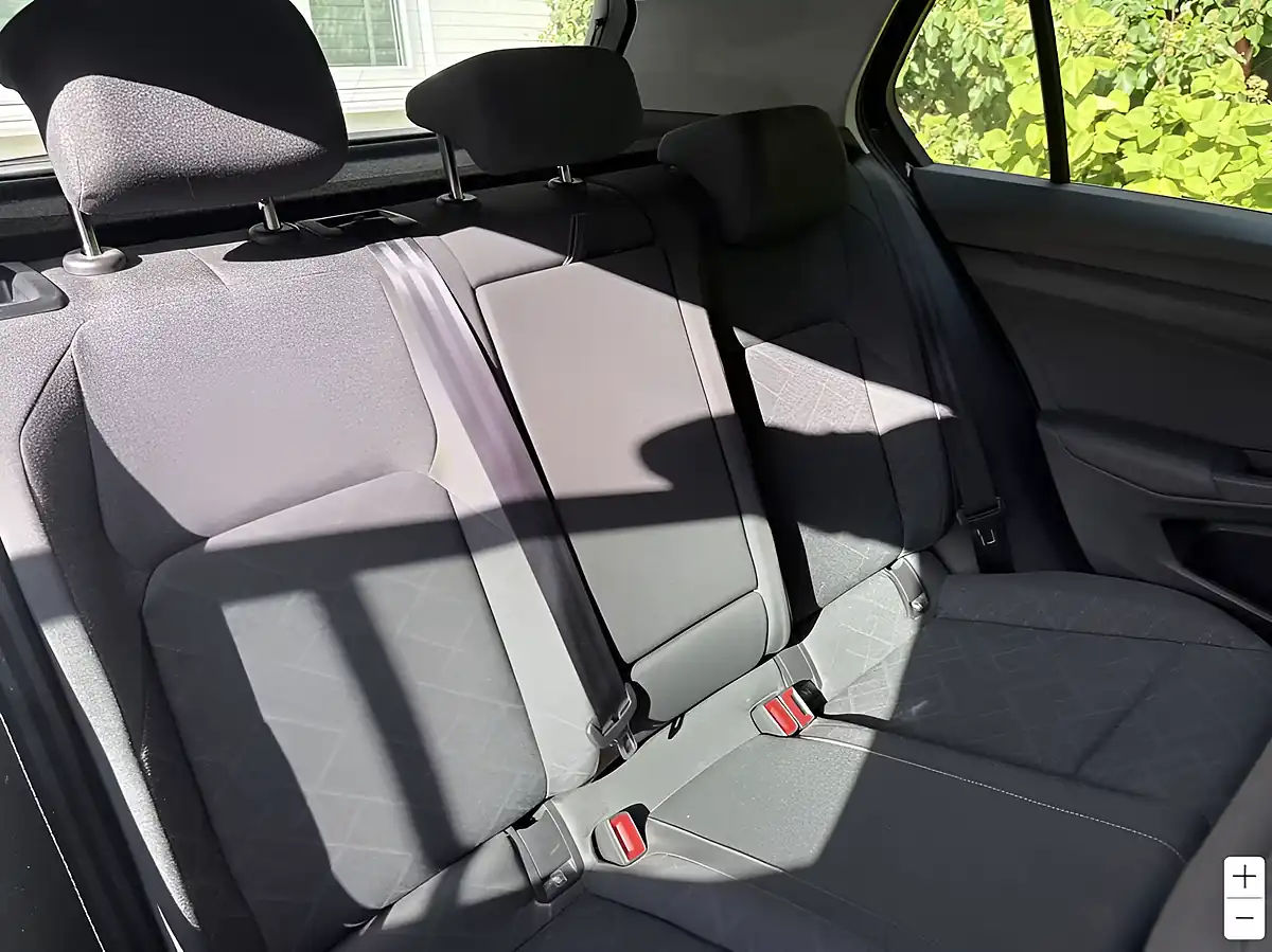Used 2022 Volkswagen Golf Life Grey - Interior and Exterior details 8