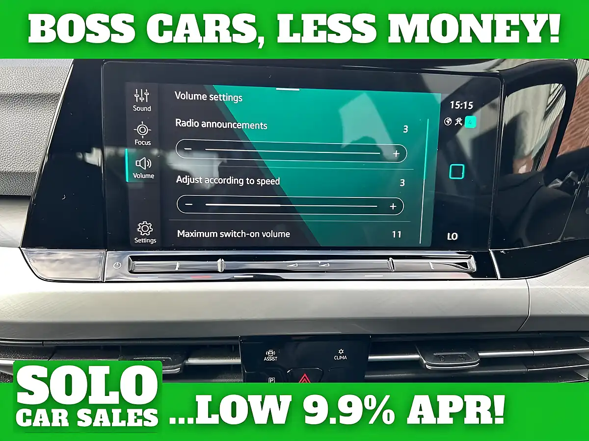 Used 2022 Volkswagen Golf Life Grey - Interior and Exterior details 17