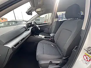 Used 2022 Volkswagen Golf Life Oryx White Pearl - Interior and Exterior details 15