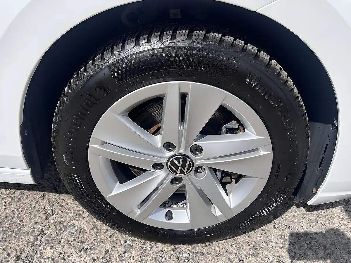 Used 2022 Volkswagen Golf Life Oryx White Pearl - Interior and Exterior details 20