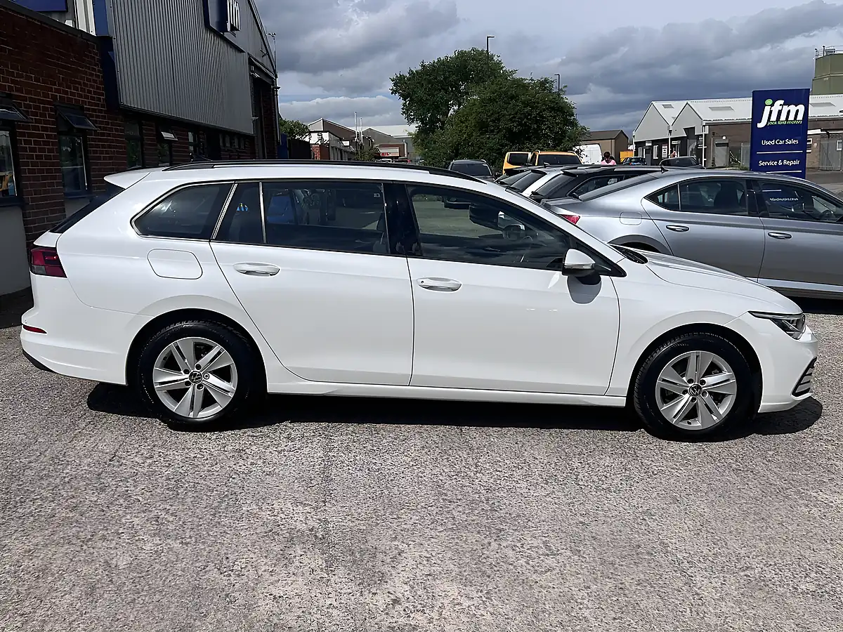 Used 2022 Volkswagen Golf Life Oryx White Pearl - Interior and Exterior details 5