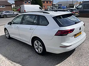 Used 2022 Volkswagen Golf Life Oryx White Pearl - Interior and Exterior details 8