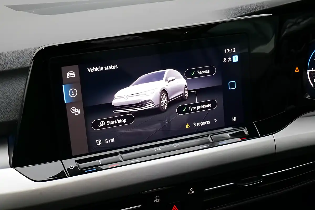 Used 2022 Volkswagen Golf Life White - Interior and Exterior details 11