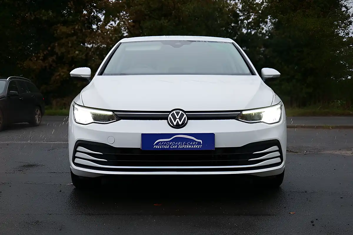Used 2022 Volkswagen Golf Life White - Interior and Exterior details 4