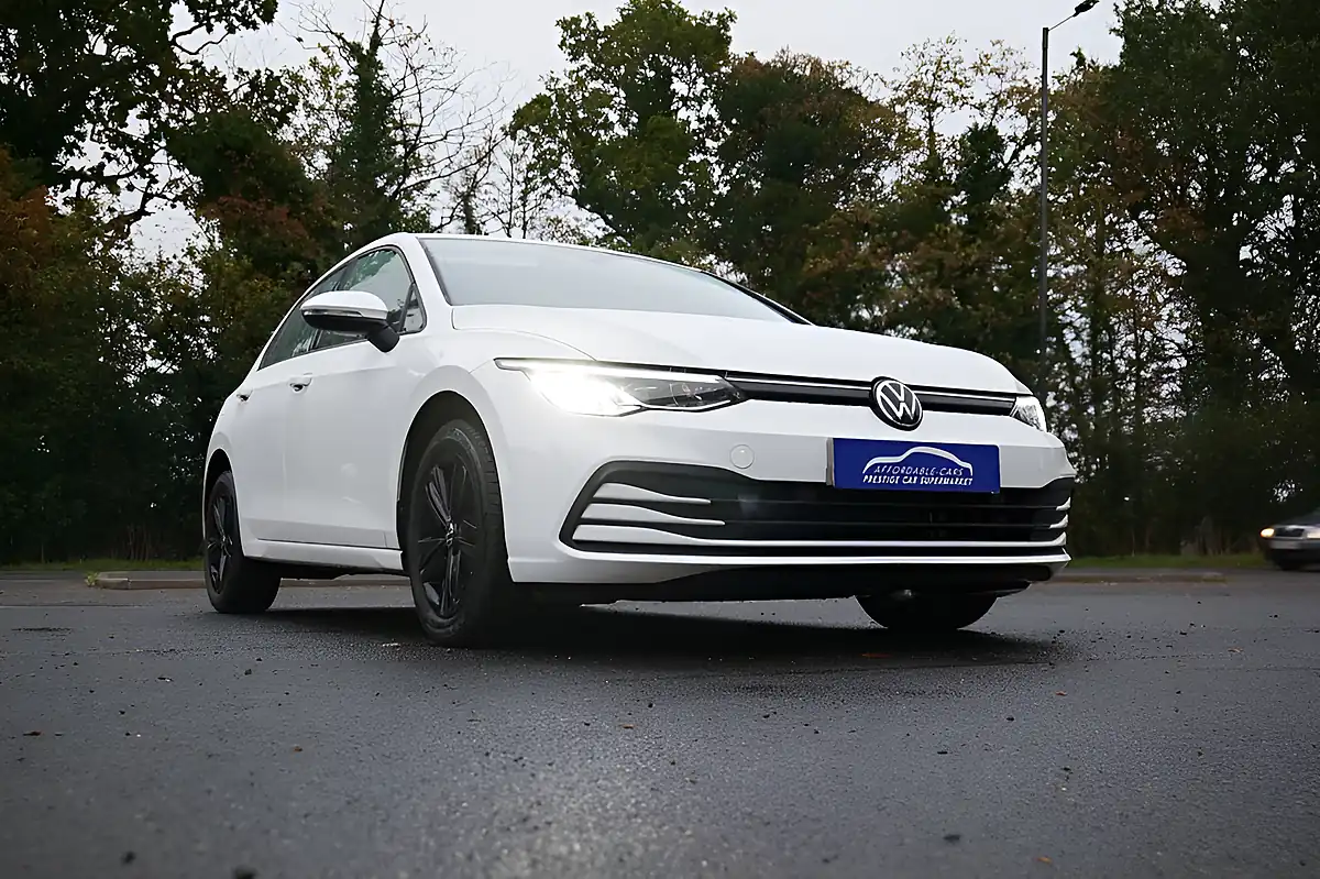Used 2022 Volkswagen Golf Life White - Interior and Exterior details 6