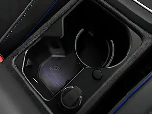 Used 2022 Volkswagen Golf R Blue - Interior and Exterior details 16