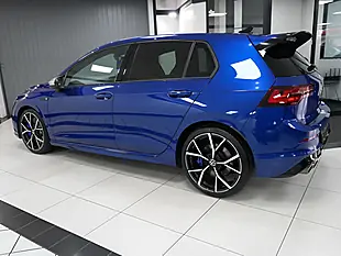Used 2022 Volkswagen Golf R Blue - Interior and Exterior details 6