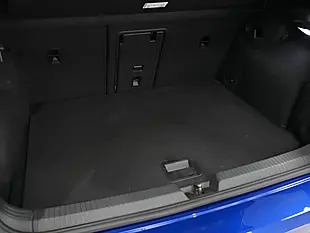 Used 2022 Volkswagen Golf R Blue - Interior and Exterior details 8