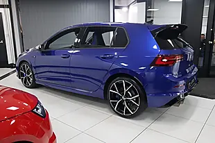 Used 2022 Volkswagen Golf R Blue - Interior and Exterior details 8