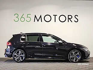 Used 2022 Volkswagen Golf R Deep Black - Interior and Exterior details 11