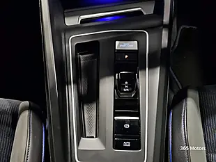 Used 2022 Volkswagen Golf R Deep Black - Interior and Exterior details 18
