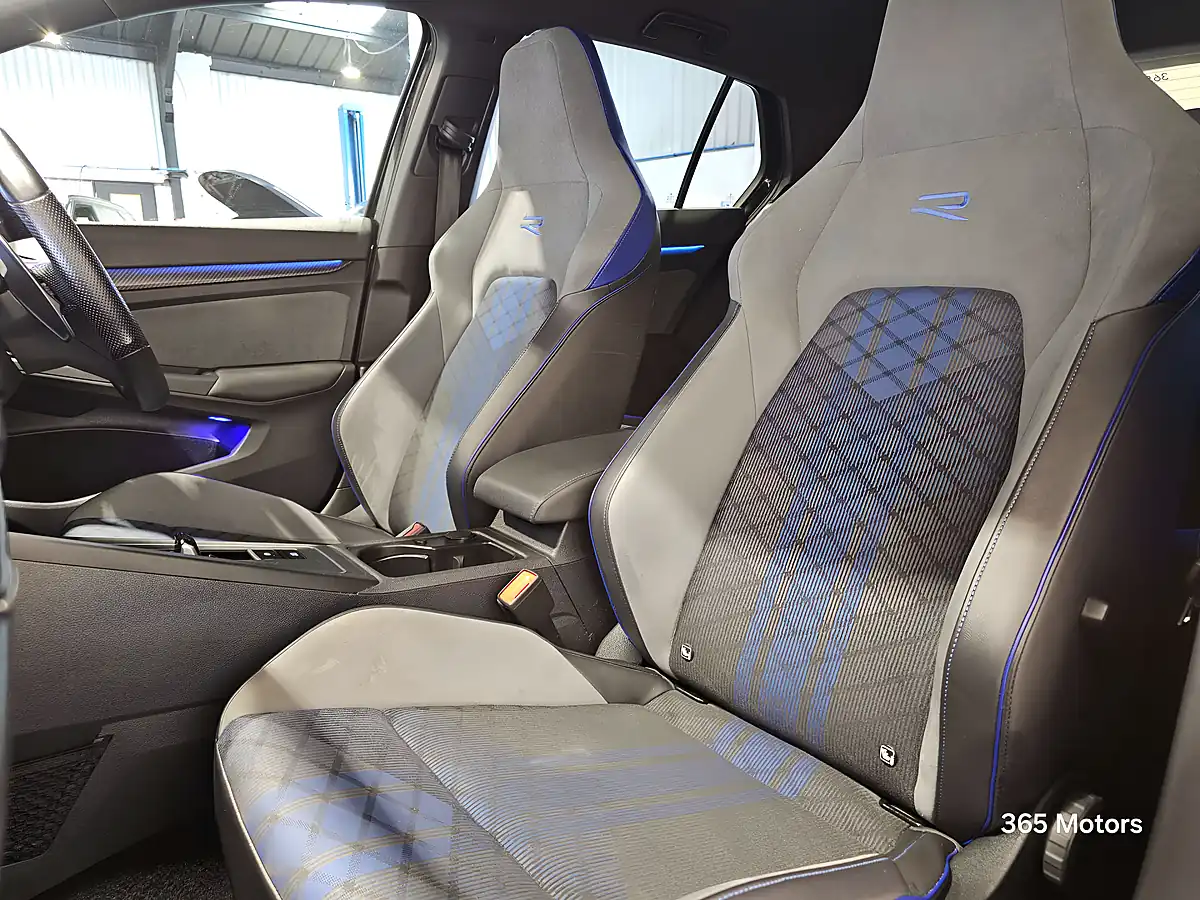 Used 2022 Volkswagen Golf R Deep Black - Interior and Exterior details 9