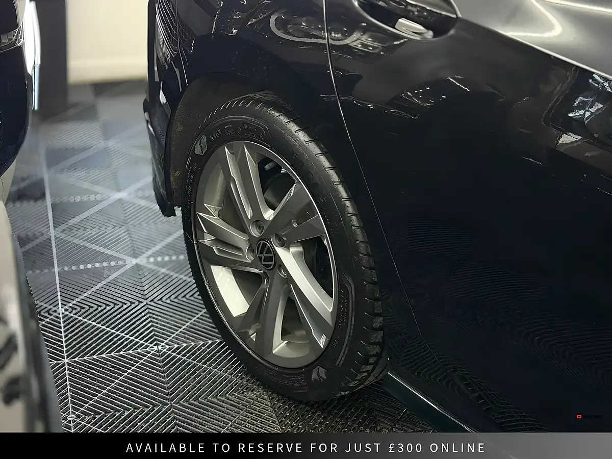 Used 2022 Volkswagen Golf R-Line Black - Interior and Exterior details 16