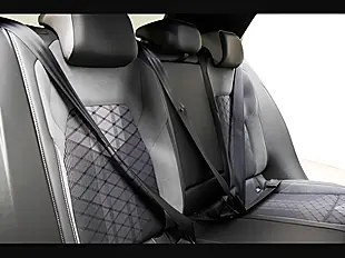 Used 2022 Volkswagen Golf R-Line Black - Interior and Exterior details 19
