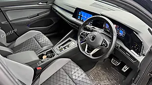 Used 2022 Volkswagen Golf R-Line Black - Interior and Exterior details 17