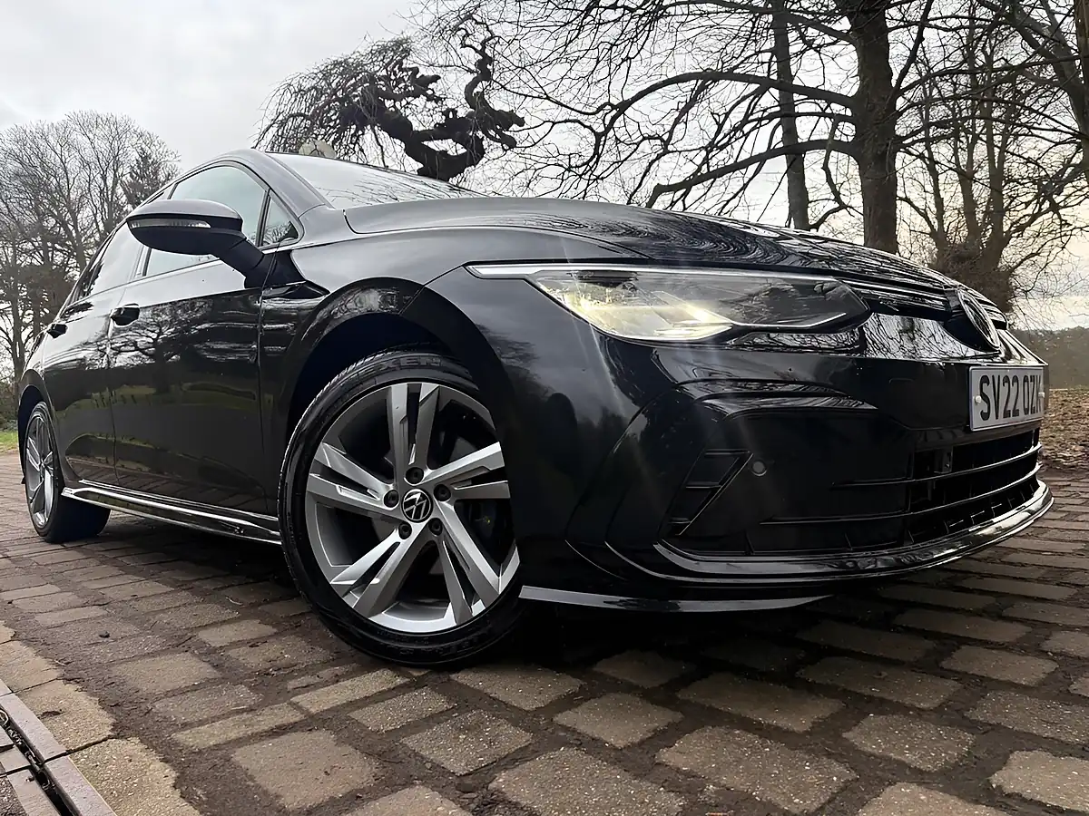 Used 2022 Volkswagen Golf R-Line Black - Front View