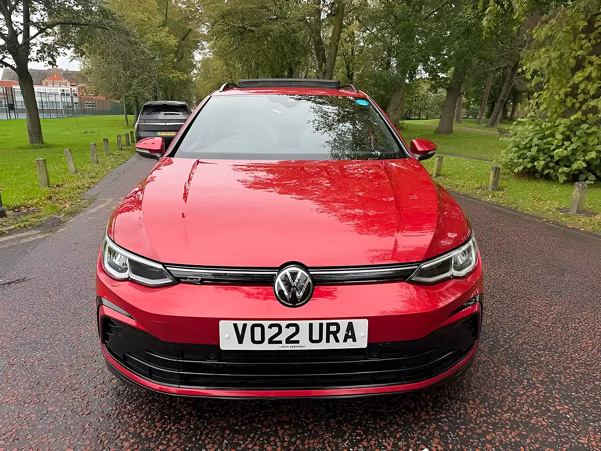 Used 2022 Volkswagen Golf R-Line Red - Interior and Exterior details 8