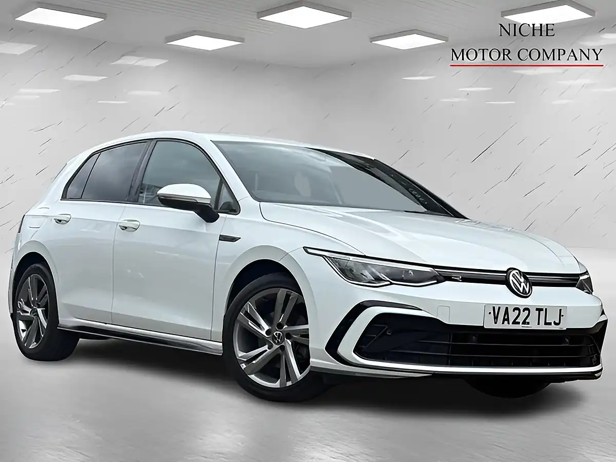 Used 2022 Volkswagen Golf R-Line White - Front View