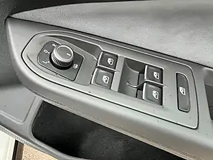Used 2022 Volkswagen Golf R-Line White - Interior and Exterior details 12