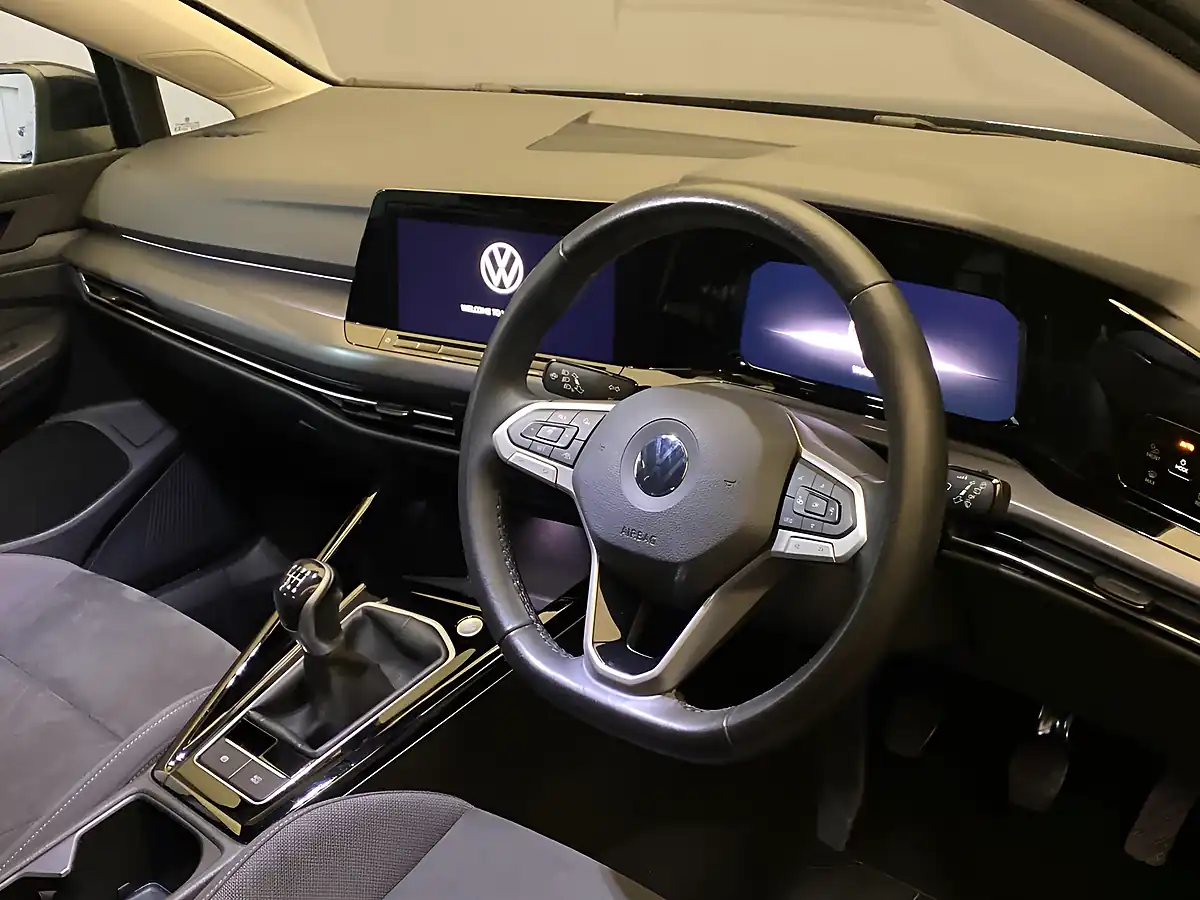 Used 2022 Volkswagen Golf Style Edition Blue - Interior and Exterior details 4