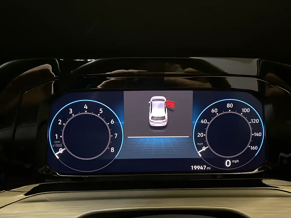 Used 2022 Volkswagen Golf Style Edition Blue - Interior and Exterior details 6