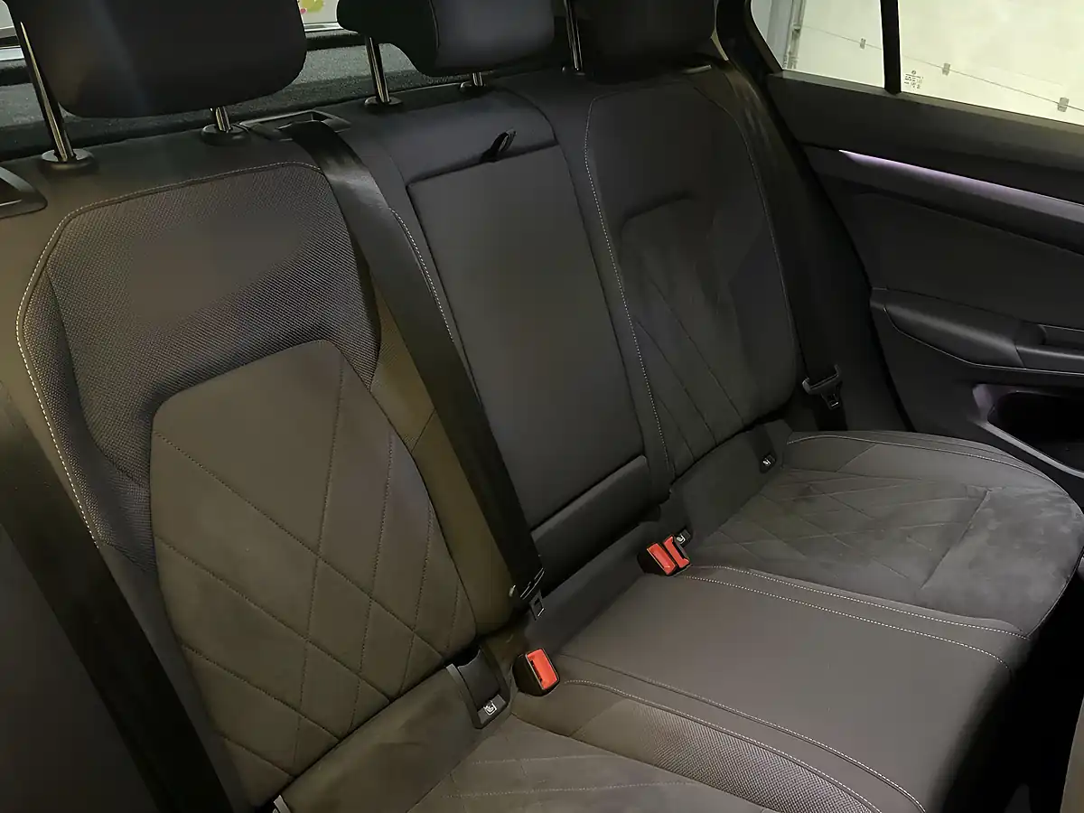 Used 2022 Volkswagen Golf Style Edition Blue - Interior and Exterior details 8