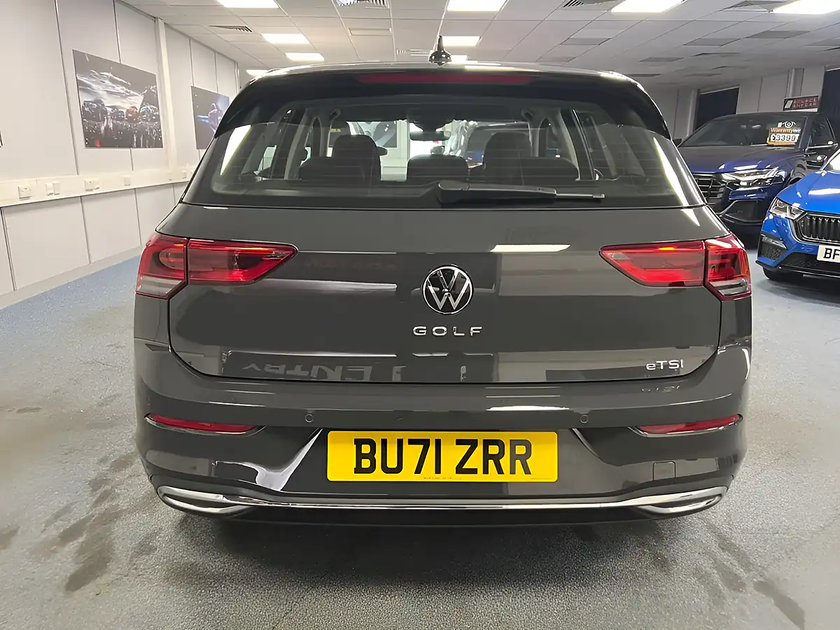 Used 2022 Volkswagen Golf Style Urano Grey - Interior and Exterior details 6