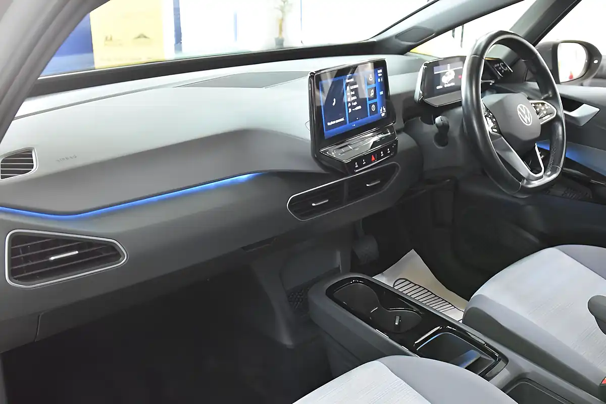 Used 2022 Volkswagen Id.3 Life Moonstone Grey - Interior and Exterior details 18