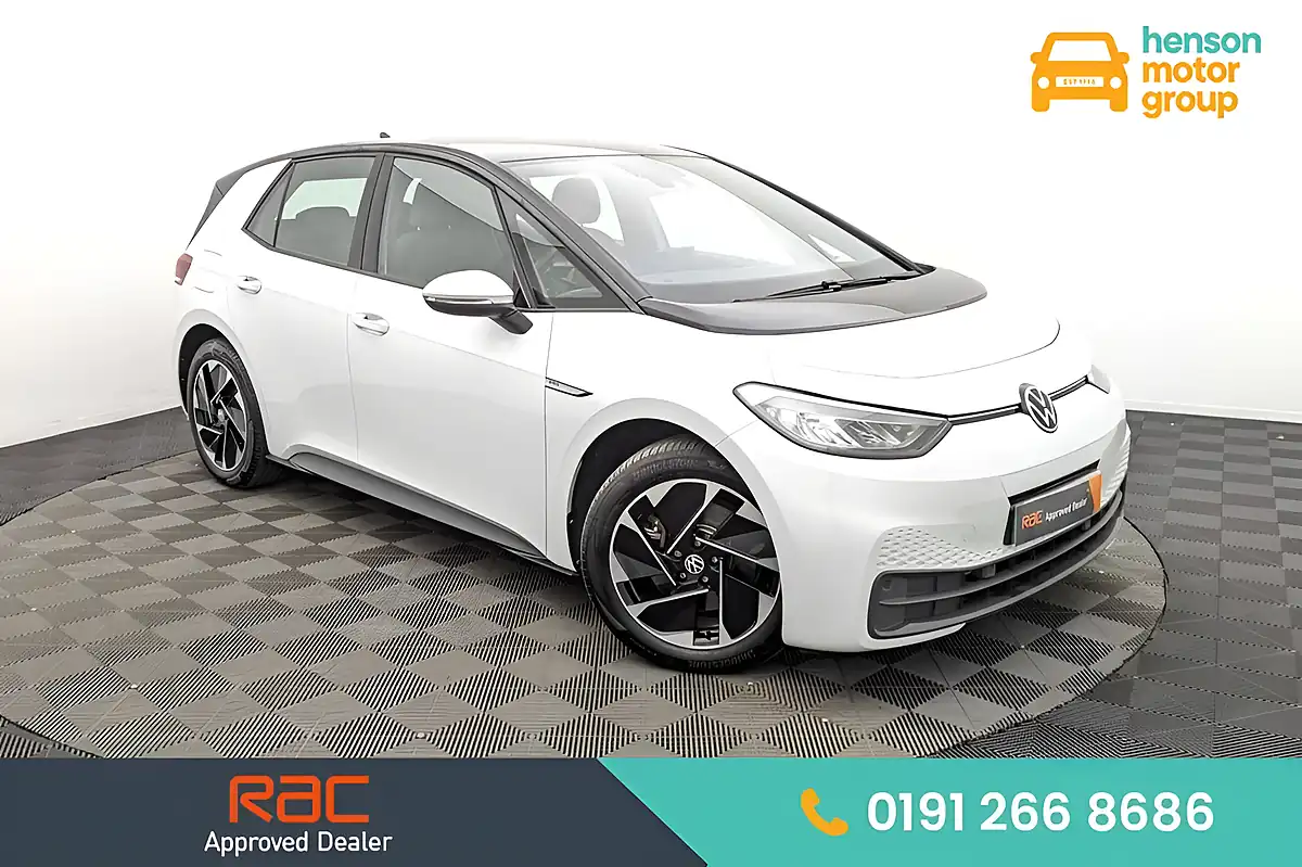 Used 2022 Volkswagen Id.3 Life White - Front View
