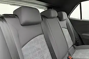 Used 2022 Volkswagen Id.3 Life White - Interior and Exterior details 11