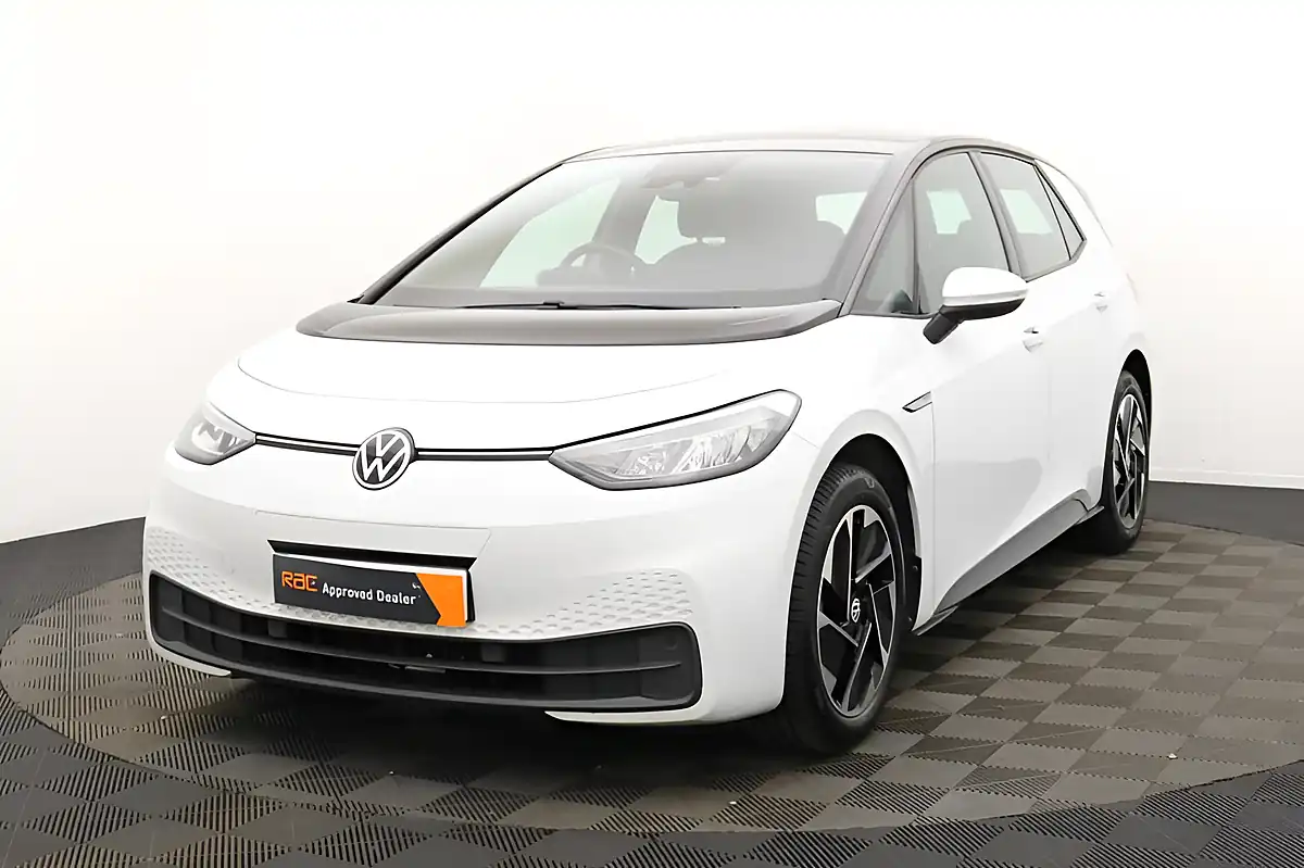 Used 2022 Volkswagen Id.3 Life White - Interior and Exterior details 7