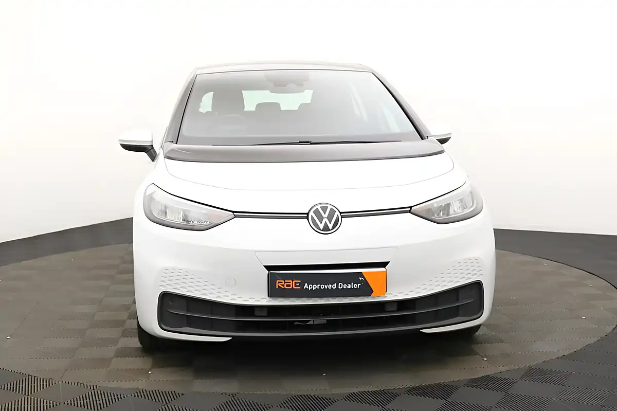 Used 2022 Volkswagen Id.3 Life White - Interior and Exterior details 8