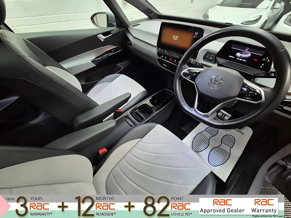 Used 2022 Volkswagen ID.3 Pro Family Grey - Interior and Exterior details 6