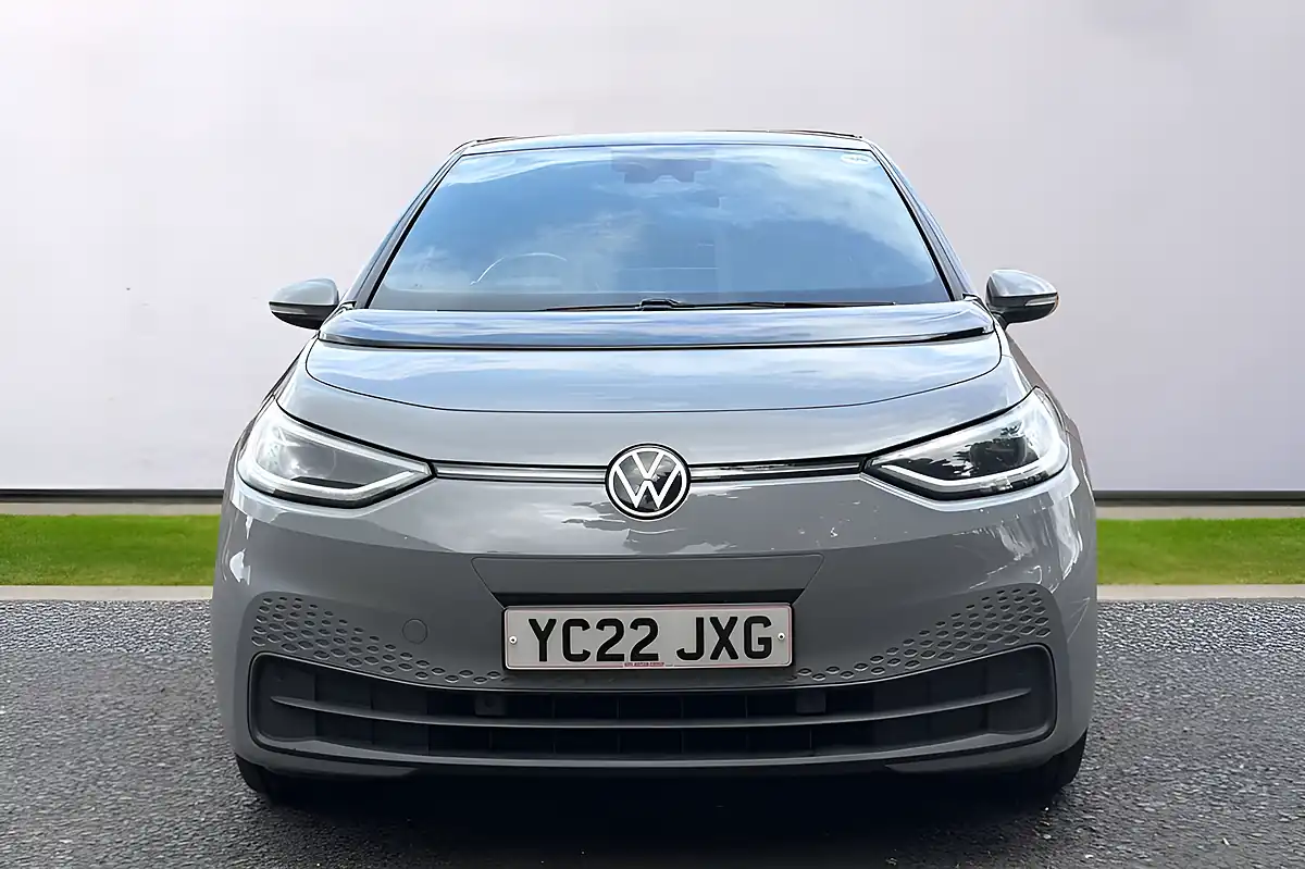 Used 2022 Volkswagen ID.3 Pro Performance Family Grey - Interior and Exterior details 2