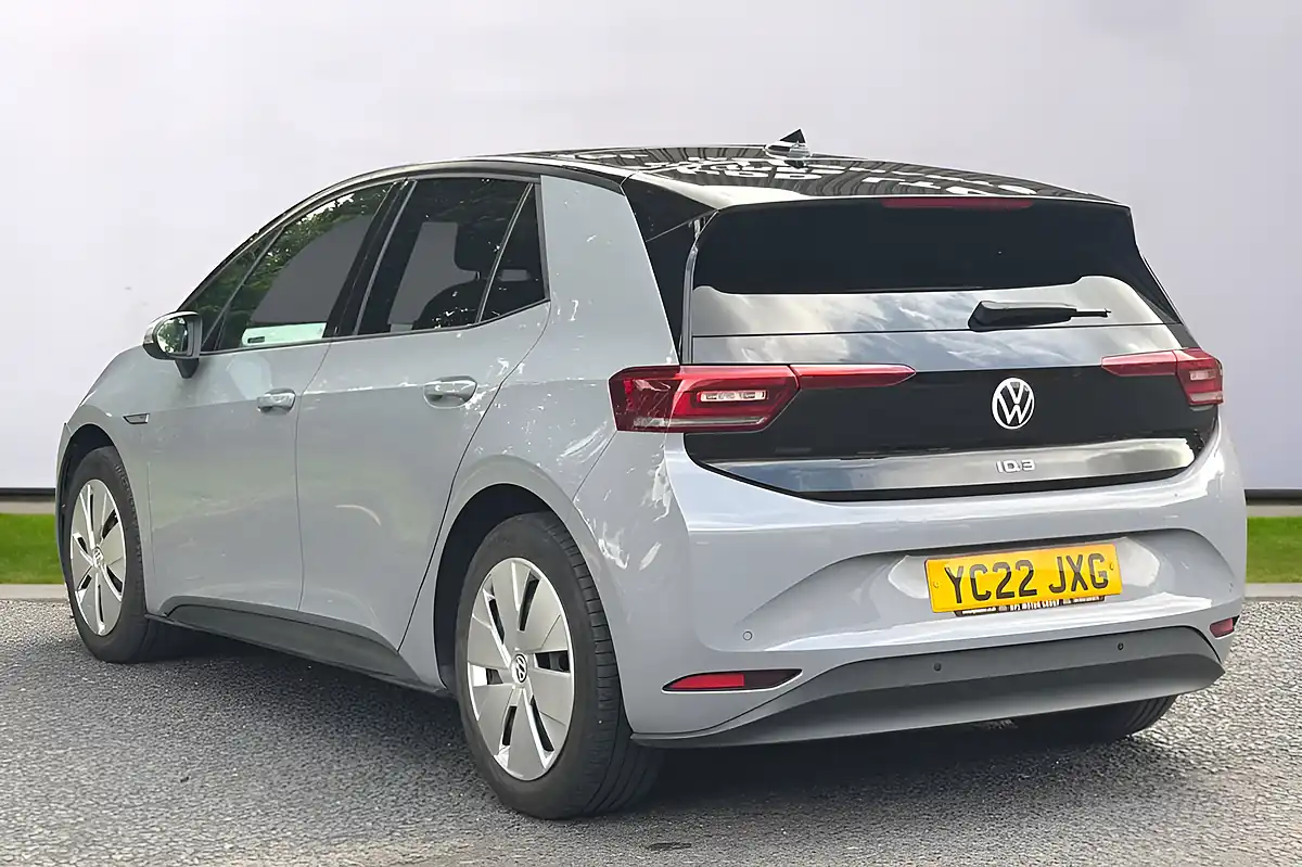 Used 2022 Volkswagen ID.3 Pro Performance Family Grey - Interior and Exterior details 5