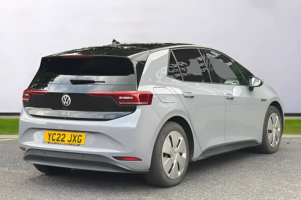 Used 2022 Volkswagen ID.3 Pro Performance Family Grey - Interior and Exterior details 7