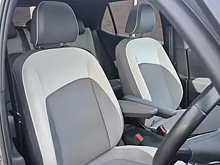 Used 2022 Volkswagen ID.3 Pro Performance Family Moonstone Grey - Interior and Exterior details 16